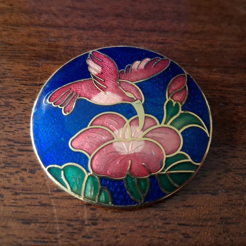 Vintage 80s Cloisonne Brooch Red Hummingbird & Flower Blue Background Goldtone